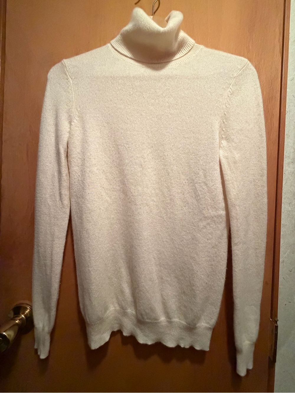 Bloomingdale's Men's Cream Turtleneck Sweater - Soft Knit